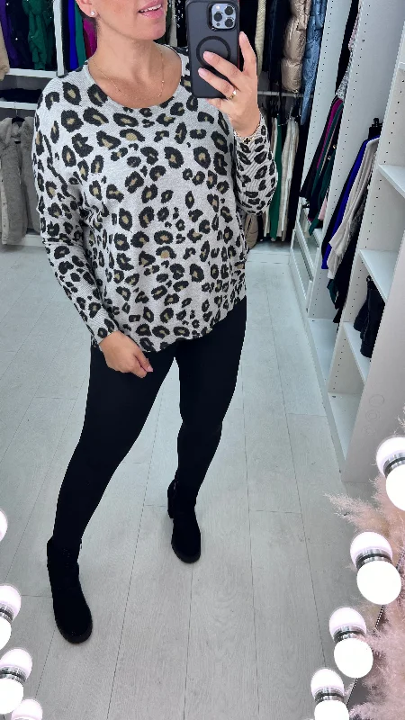 Blowout Deals Jenice Oversized Grey Leopard Print Knitted Jumper