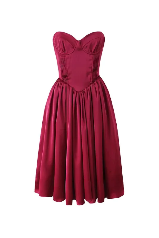 Huge Discounts Women Strapless Dress Low Waist Pleated Swing Hem Christmas Dresses Elegant Lady Evening Huge Discounts Women Strapless Dress Low Waist Pleated Swing Hem Christmas Dresses Elegant Lady Evening