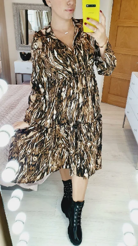 Discount Deals Michella Animal Print Tie Waist Tiered Swing Smock Dress