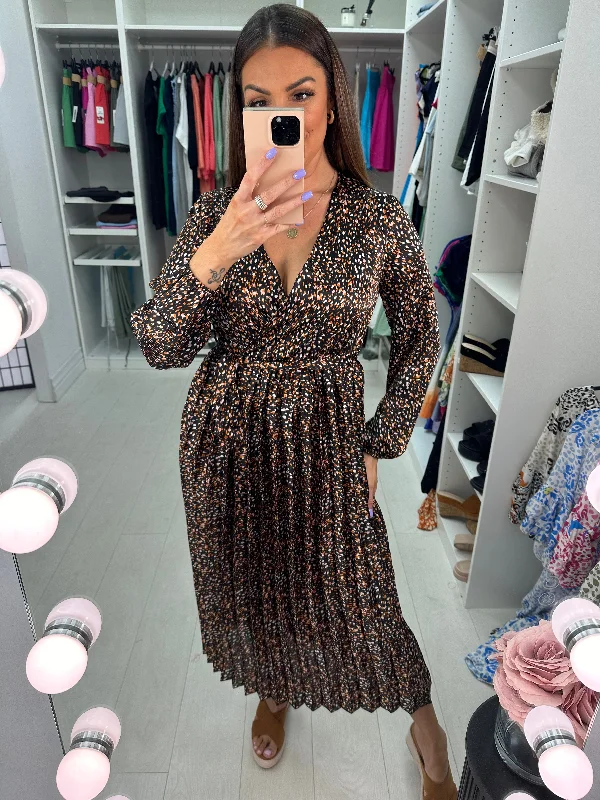 Best Deals Towner Graphic Print Wrap Pleat Dress