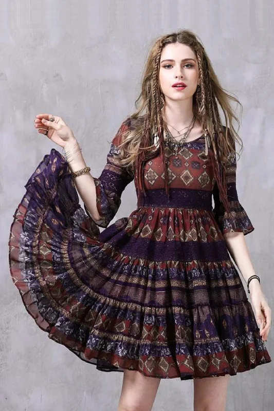 Flash Deals spring and summer retro lace stitching large pleated Bohemian chiffon dress