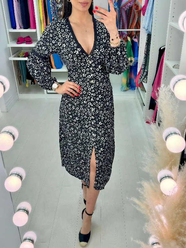 Massive Deals Mireya Lace Trimmed Floral Magic Dress