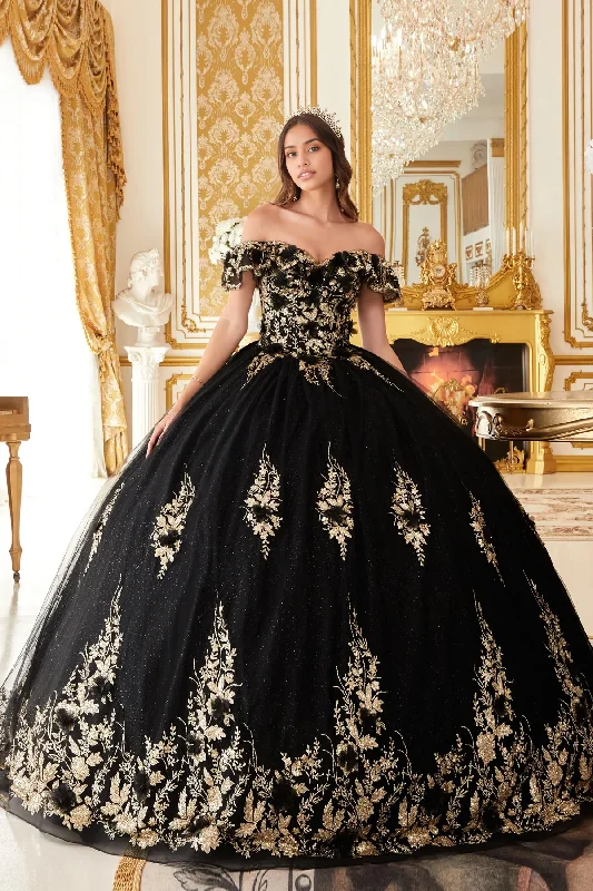 Year-End Sale Sparkling Quinceanera Ball Gown Princess Dress Floor Length Sleeveless Off Shoulder with Appliques