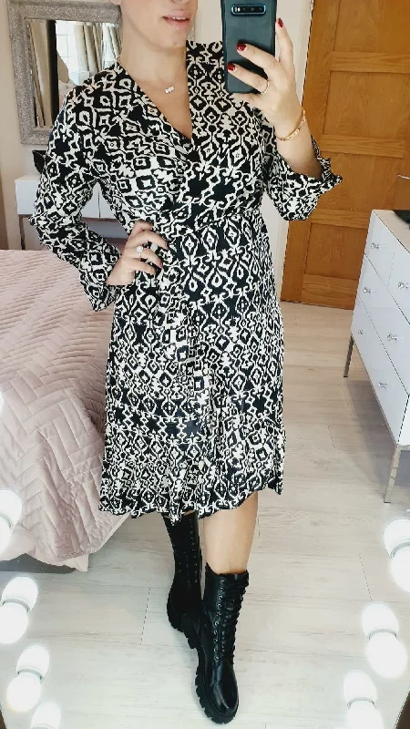 Lowest Price Sassy Monochrome Print Frill Detailed Wrap Dress