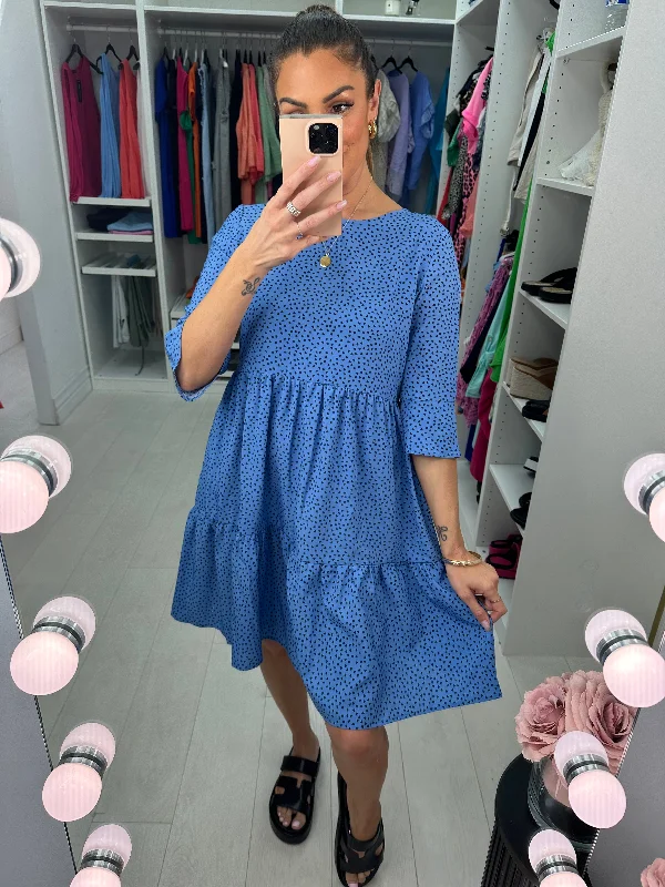 Special Promotion Leman Heart Print Tiered Hem Smock Dress
