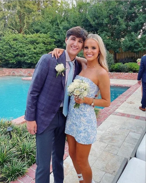 Discount Extravaganza Blue Sheath Strapless Short Homecoming Dress