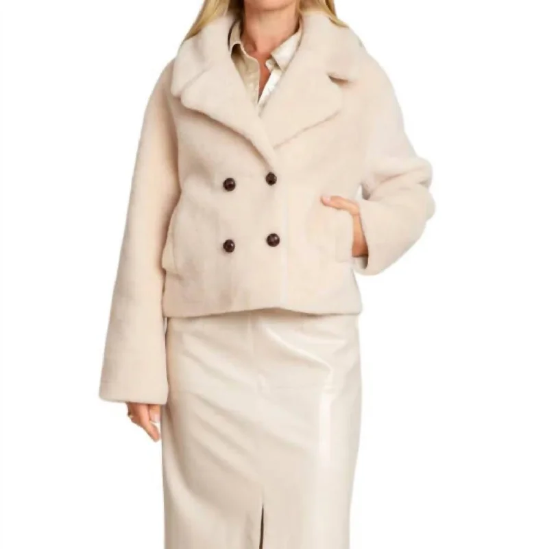 Online Only Sherpa Coat In Champagne
