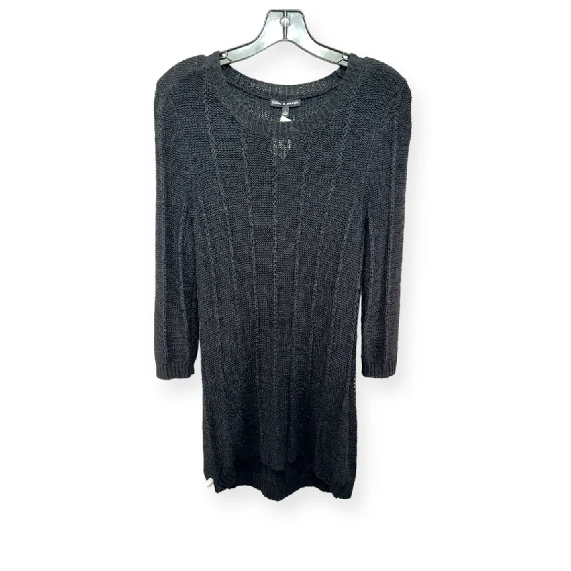 Last Chance Sweater By Cable And Gauge  Size: M
