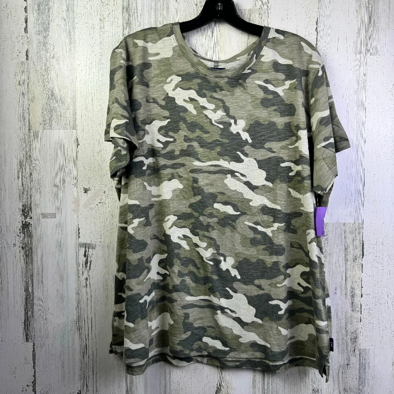 Discount Deals Top Short Sleeve Basic By Gap In Camouflage Print, Size: 2x