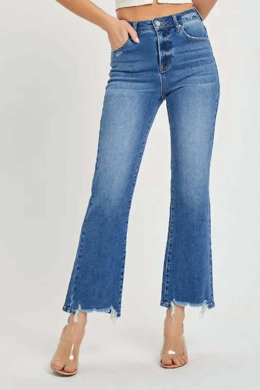 Customer Appreciation Sale Curvy Straight Leg Jeans In Medium Wash