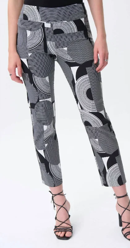 Midnight Madness Geometric Print Cropped Pants In Vanilla Black
