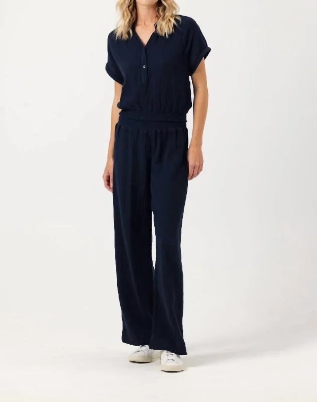 Super Sale Lila Pants In Navy