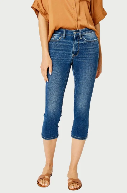 Exclusive Access Mid Rise Capri In Blue
