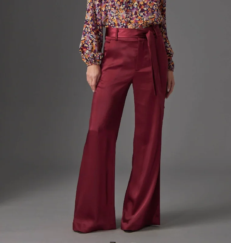 Deal Frenzy Oaklyn Pant In Burgundy