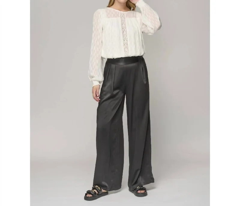 Seasonal Clearance Oana Trousers In Black