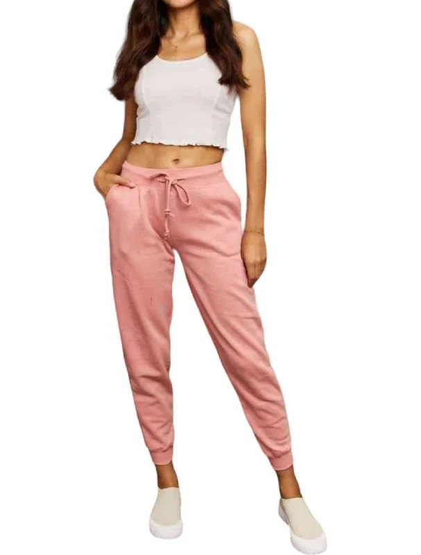 Weekend Deal Solid Jill Jogger Pants In Mauve