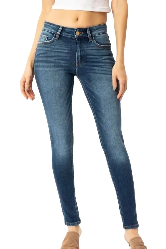 Savings Alert Women's Premier Mid Rise Super Skinny Jeans In Medium Stone Wash