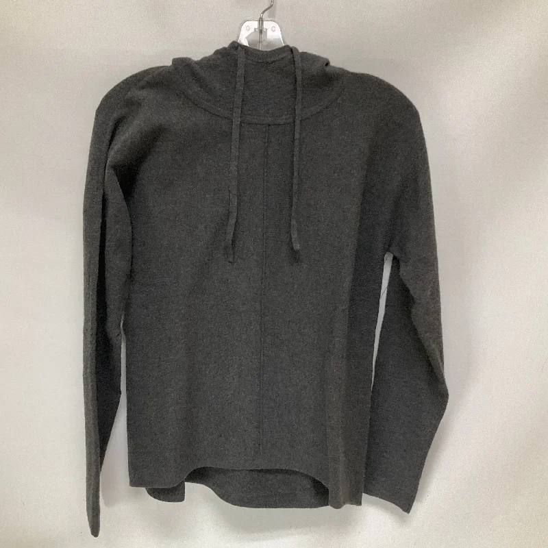 Final Clearance Top Long Sleeve By Banana Republic In Grey, Size: Xs