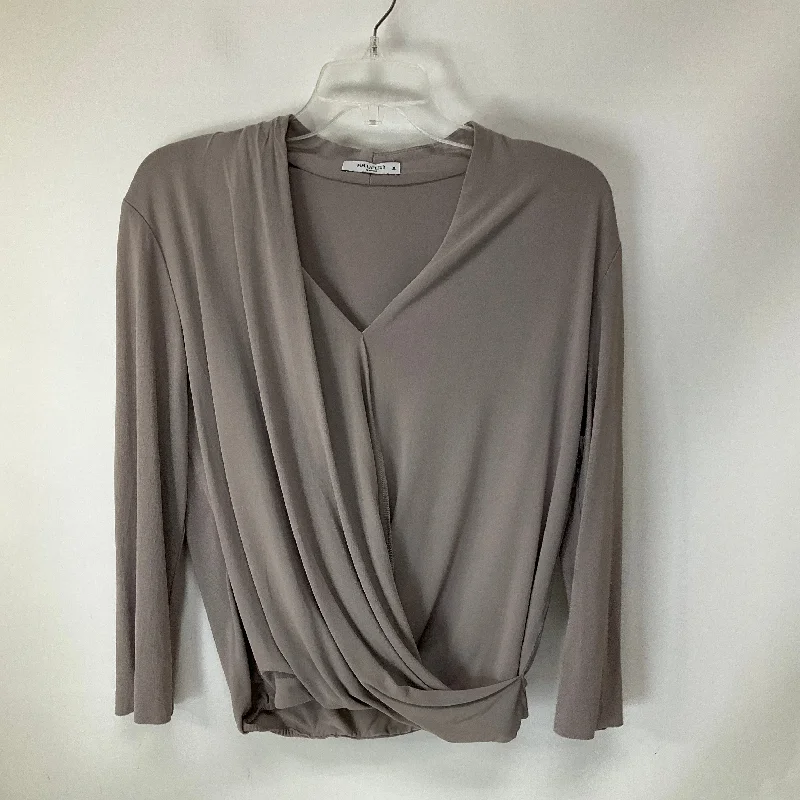 Huge Discounts Top Long Sleeve By Cma In Grey, Size: M