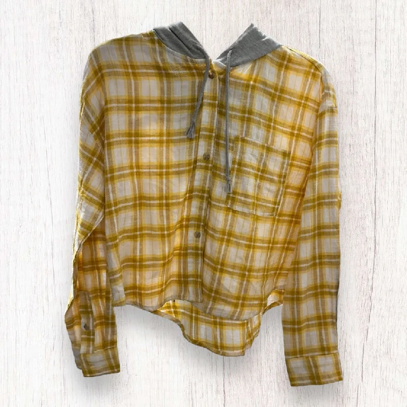 Year-End Sale Top Long Sleeve By Ultra Flirt In Plaid Pattern, Size: L