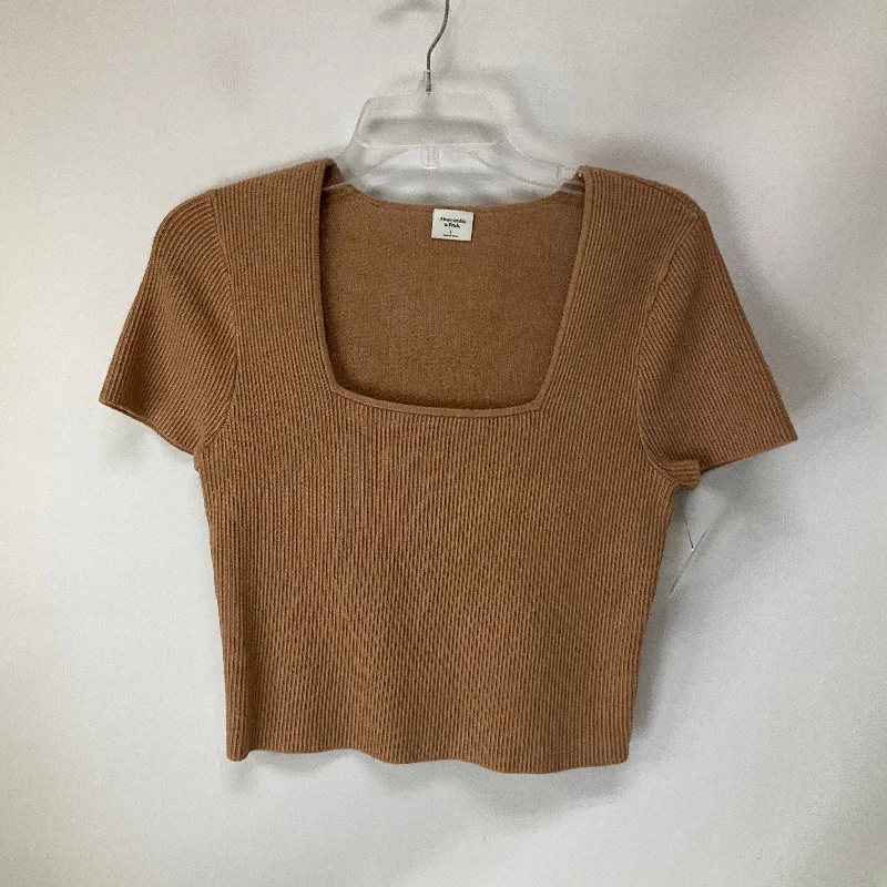 Amazing Deals Top Short Sleeve By Abercrombie And Fitch In Beige, Size: L